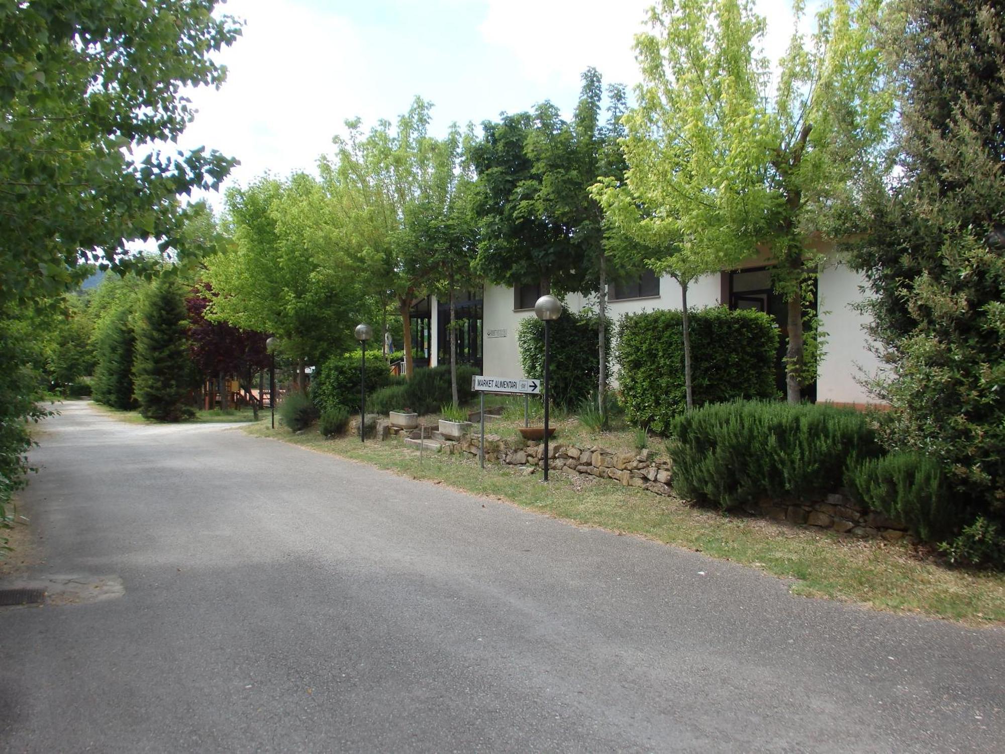 Camping Village La Chiocciola Capannole Exterior photo