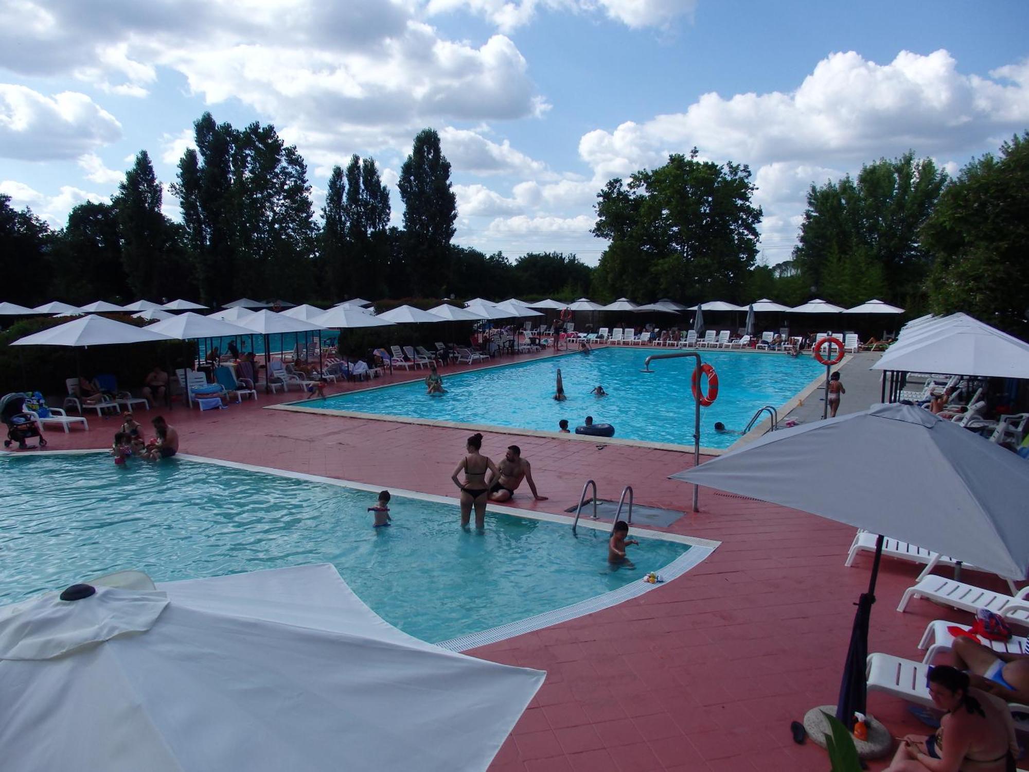 Camping Village La Chiocciola Capannole Exterior photo