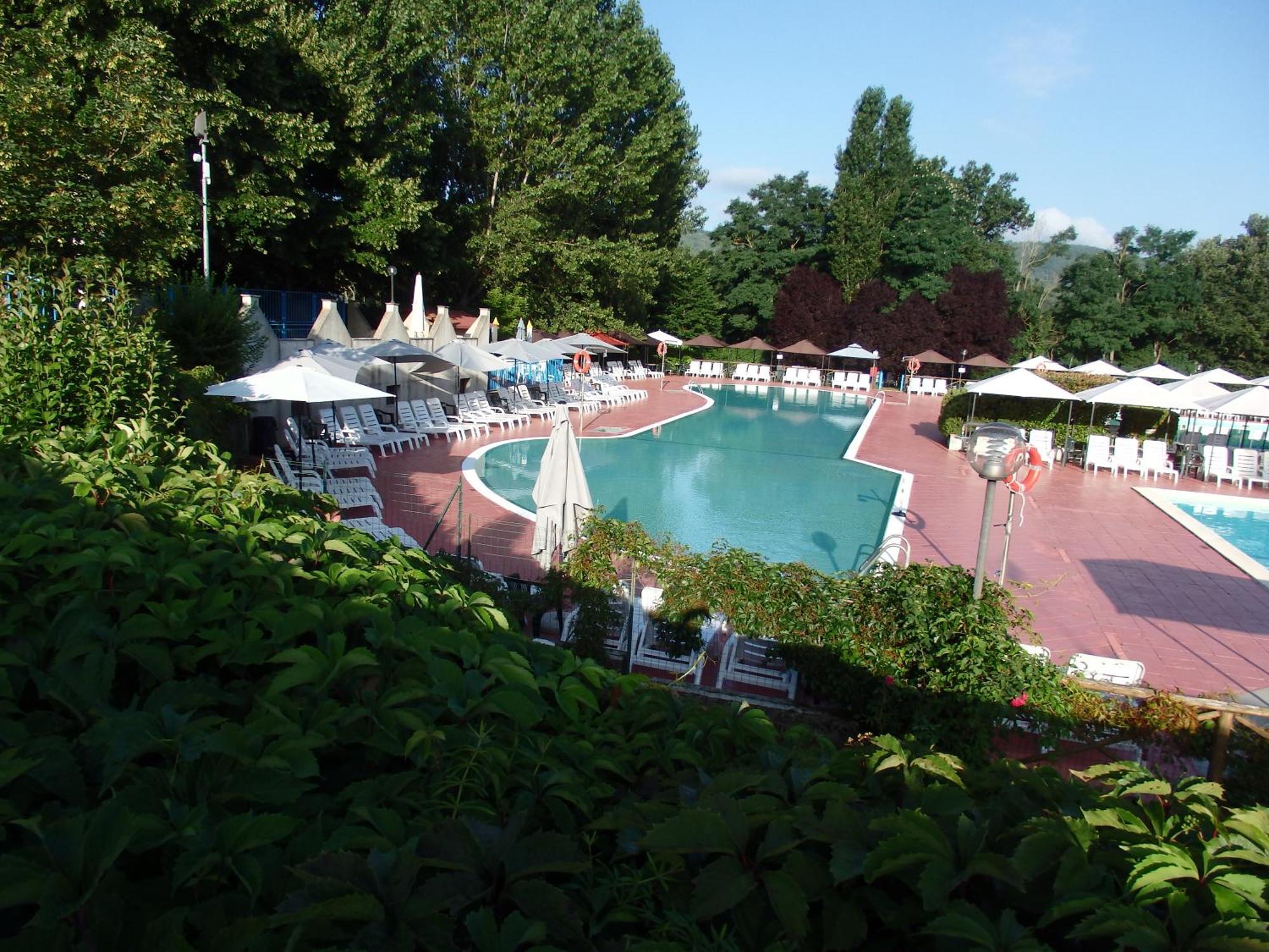 Camping Village La Chiocciola Capannole Exterior photo