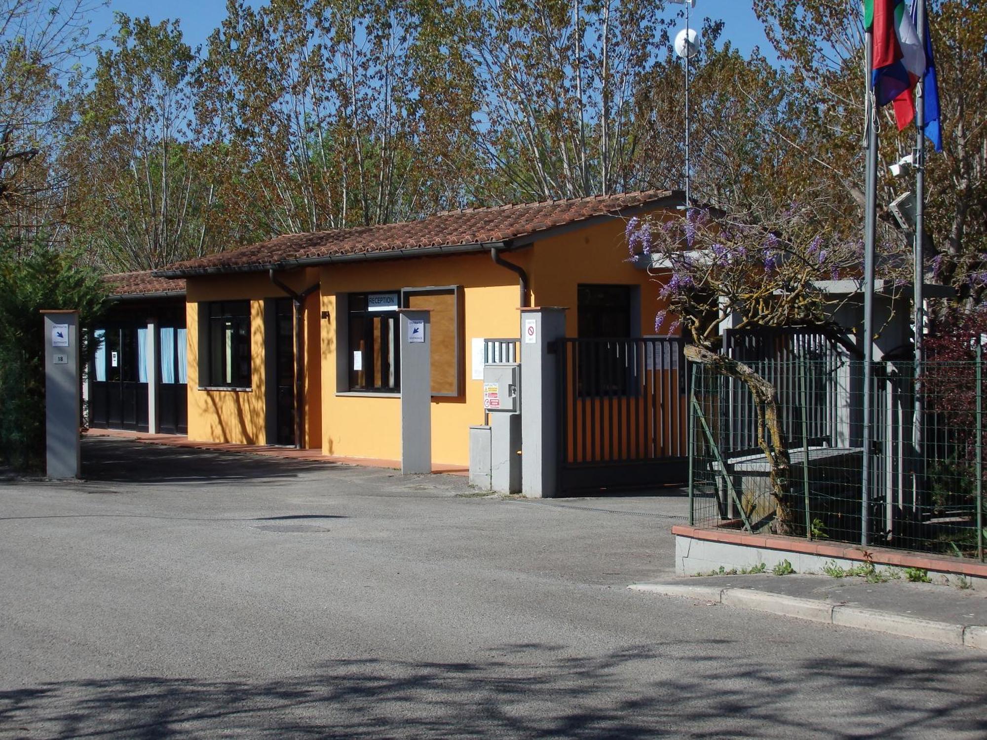 Camping Village La Chiocciola Capannole Exterior photo
