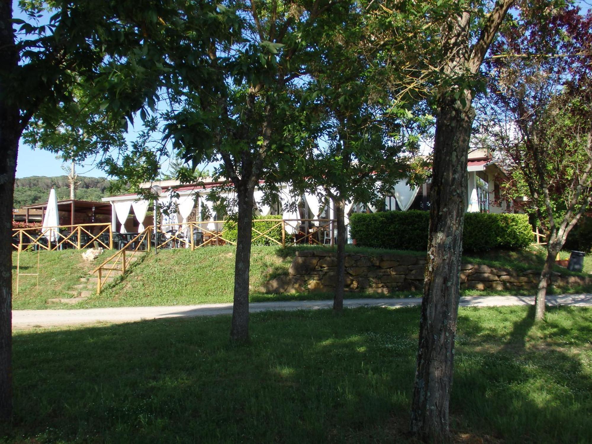 Camping Village La Chiocciola Capannole Exterior photo